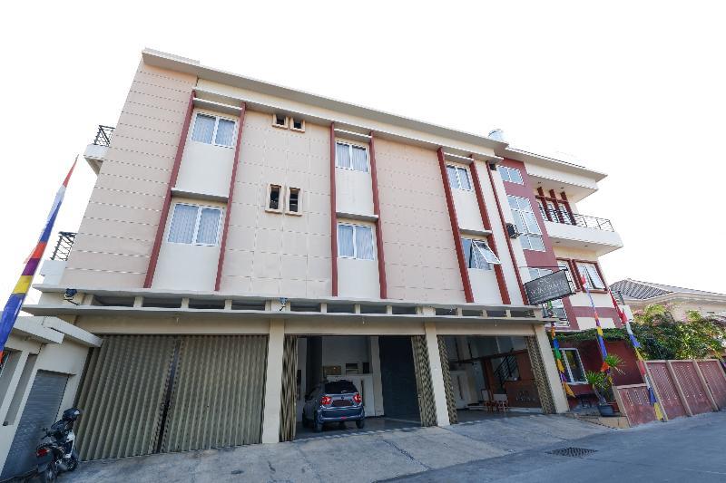 Arya Graha Semarang Hotel Exterior photo